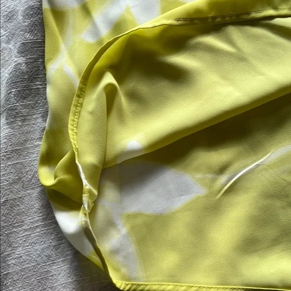 Calvin Klein Lemon Yellow  Sleeveless Pleated Blouse with Mandarin Collar - Picture 7 of 11
